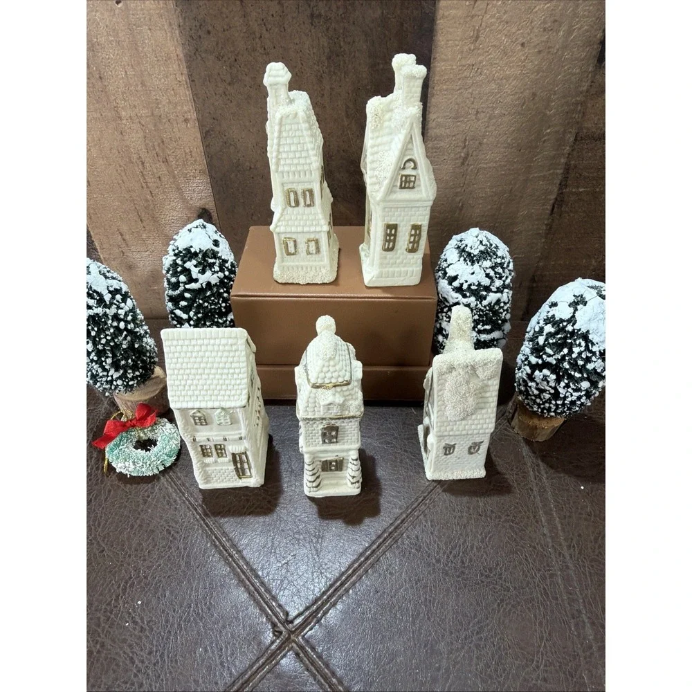 Miniature Ceramic White Gold Trim Village Houses Glitters Lot of 5 Vintage Trees